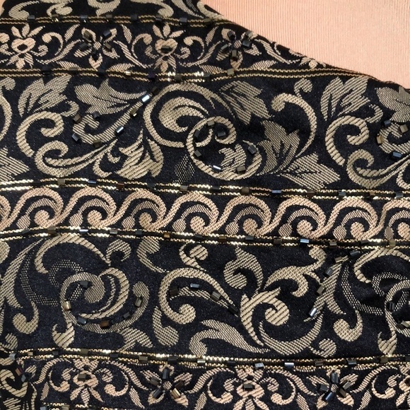 Jessica Howard Formal Dress Size 8 Black Gold Beaded Damask Scrollwork Brocade - Picture 4 of 10